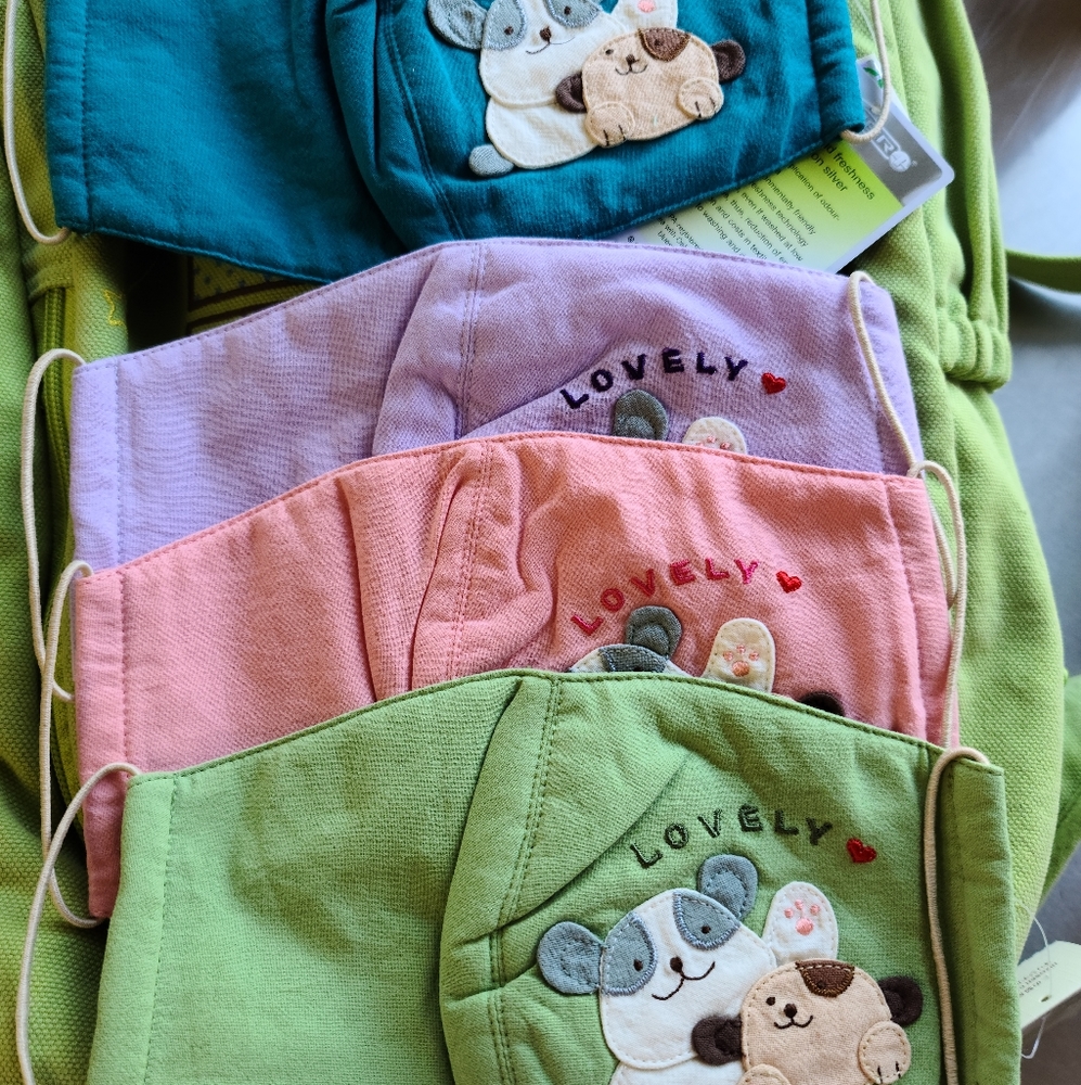 Hikosen Cara Embroid Mask - Japan Brand Hand Made